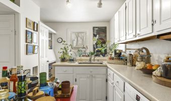 9 Pleasant St, Bath, ME 04530