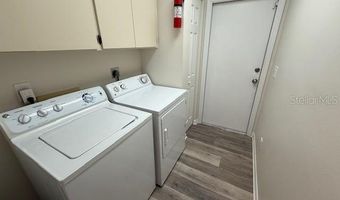 906 CHIPAWAY Dr, Apollo Beach, FL 33572