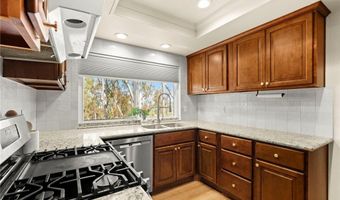 6519 E Camino Vis 4, Anaheim, CA 92807