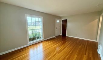 1055 Whittier Ave, Akron, OH 44320