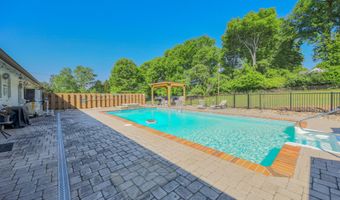 1108 Mildred Dr, Alcoa, TN 37701