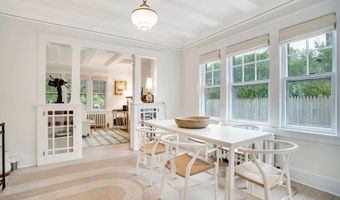 93 Meeting House Ln, Amagansett, NY 11930