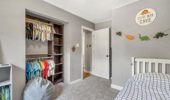 2302 Crystal Wood Dr, Arnold, MO 63010