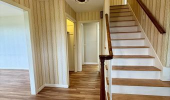 54 Pine Ledge Rd, Bangor, ME 04401