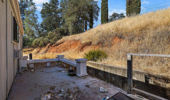 18371 View Point Dr, Anderson, CA 96007