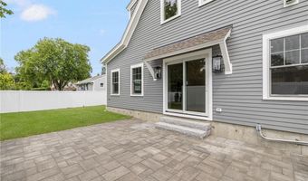 35 Anchor Way, Newport, RI 02840