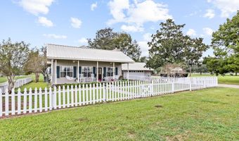 8438 Dudley Rd, Abbeville, LA 70510