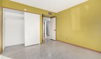 682 W GAIL Dr, Chandler, AZ 85225