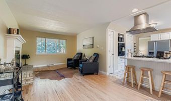7711 Devonshire Ct, Boulder, CO 80301