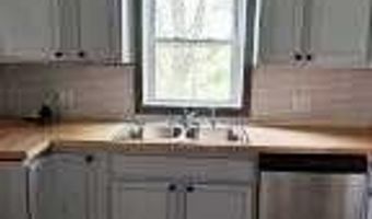1763 Union St, Bangor, ME 04401