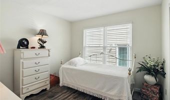 531 Spring Glen Dr, Ballwin, MO 63021