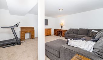 51 Gillette Way 51, Bristol, CT 06010