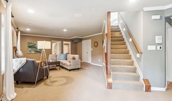 12401 CHASEMOUNT Ct, Bowie, MD 20720
