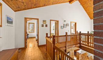40 Indian Ladder Dr, Altamont, NY 12009