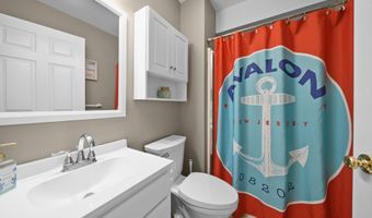 212 25th St, Avalon, NJ 08202