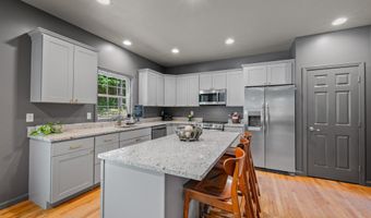 805 Pucker St, Coventry, CT 06238