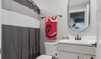 3111 Starlight Cir, Akron, OH 44312