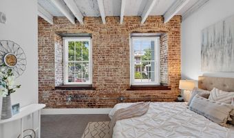 515 N WASHINGTON St 105, Alexandria, VA 22314
