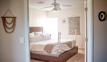 1229 W STRAFORD Dr, Chandler, AZ 85224