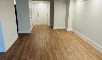7401 WESTLAKE Ter 112, Bethesda, MD 20817