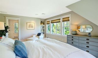 5 Curtis Rd, North Kingstown, RI 02874