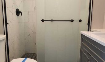 339 Wayne St 2nd Fl., Bridgeport, CT 06606