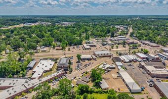 111 College St, Batesville, MS 38606
