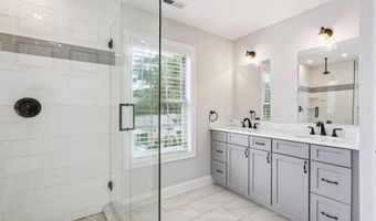 15 Wondy Way, Danbury, CT 06811