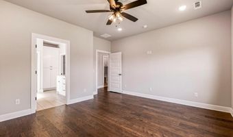 2 Hebrides Cir, Bella Vista, AR 72715
