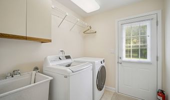 4045 N Harvard Ave, Arlington Heights, IL 60004