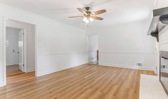 112 Shoally Park Dr, Boiling Springs, SC 29316