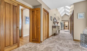 99 Holly Ln, Bayville, NJ 08721