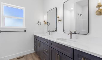 207 W First St, Carey, ID 83320