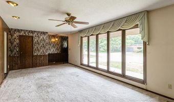 2907 Northwood Dr, Ames, IA 50010