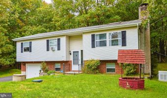 271 N SHORE Dr, Albrightsville, PA 18210