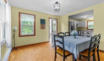 140 Long Hwy, Little Compton, RI 02837