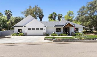 25812 Willow Ln, Escondido, CA 92026