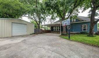 200 S Crane St, Alvord, TX 76225