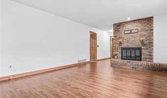 8481 142nd Street Ct, Apple Valley, MN 55124