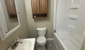 2014 E Oakland Ave, Austin, MN 55912