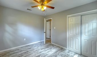 913 Virginia Pl, Bainbridge, GA 39819