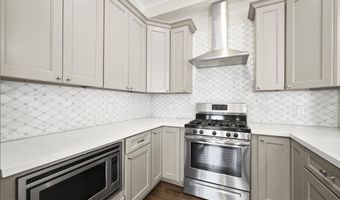 2517 Cork St, Baton Rouge, LA 70806