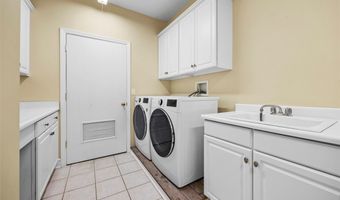 402 Providence Ct, Adams Twp., PA 16059