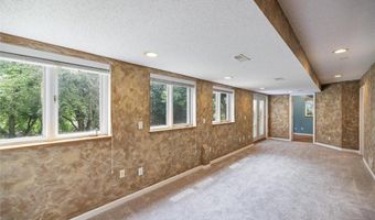7872 142nd St W, Apple Valley, MN 55124