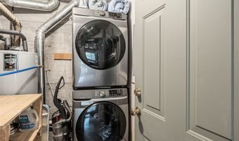 7641 Old Santa Fe Trl, Santa Fe, NM 87505