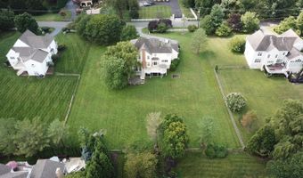 10709 BOSWELL Ln, Potomac, MD 20854