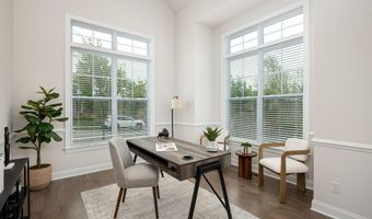 3000 N Spurway Dr, Ann Arbor, MI 48105
