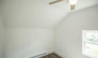 125 S Heckart St, Algona, IA 50511