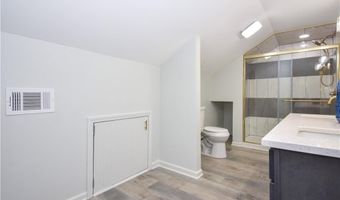 1706 SIMPSON St, Alexander City, AL 35010