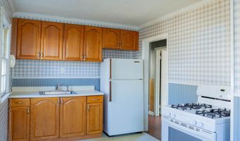 496 Burnsford Ave, Bridgeport, CT 06606